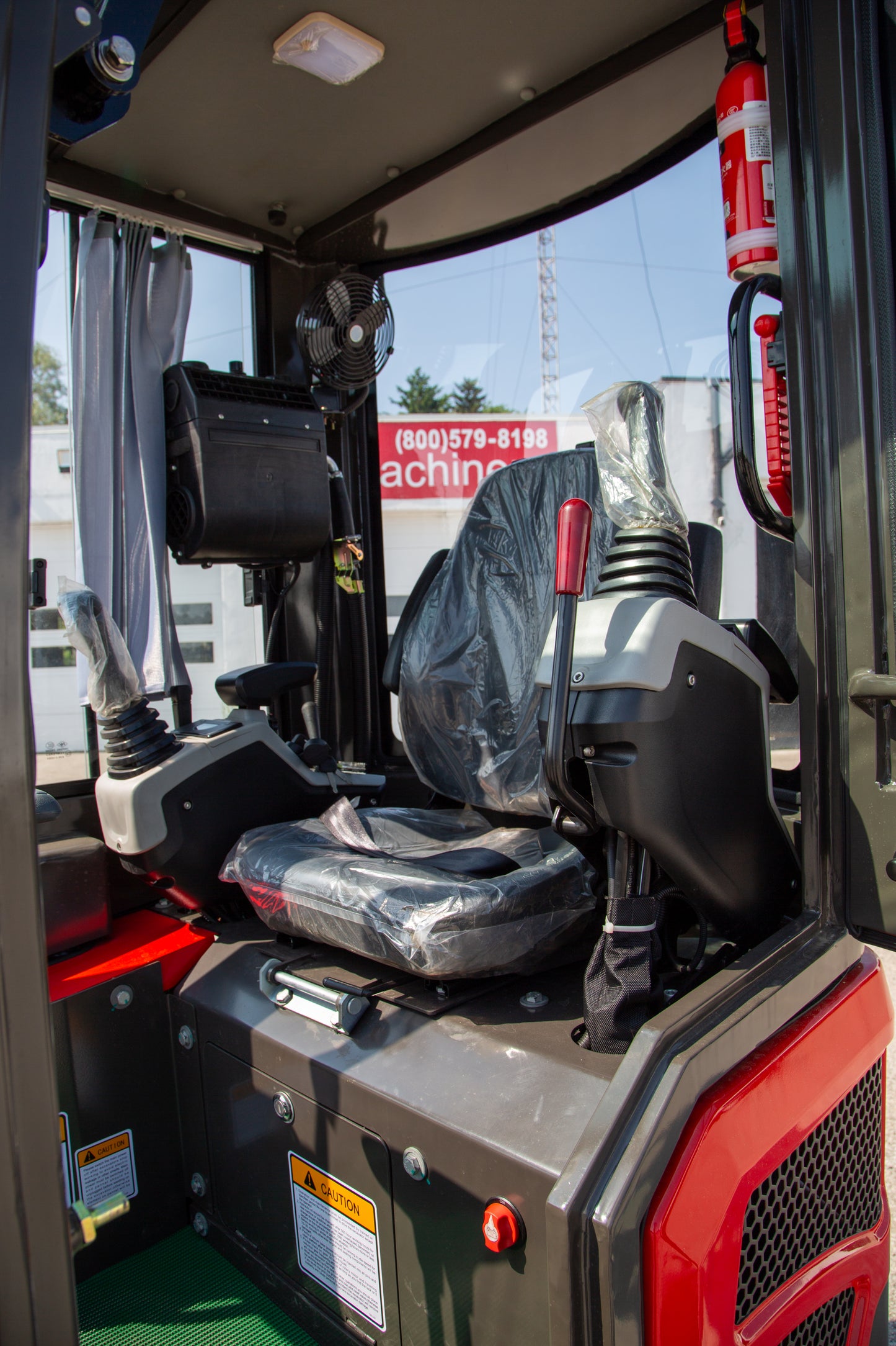 TCE Machinery TME0150 Mini Excavator 3300lbs. Kubota Engine