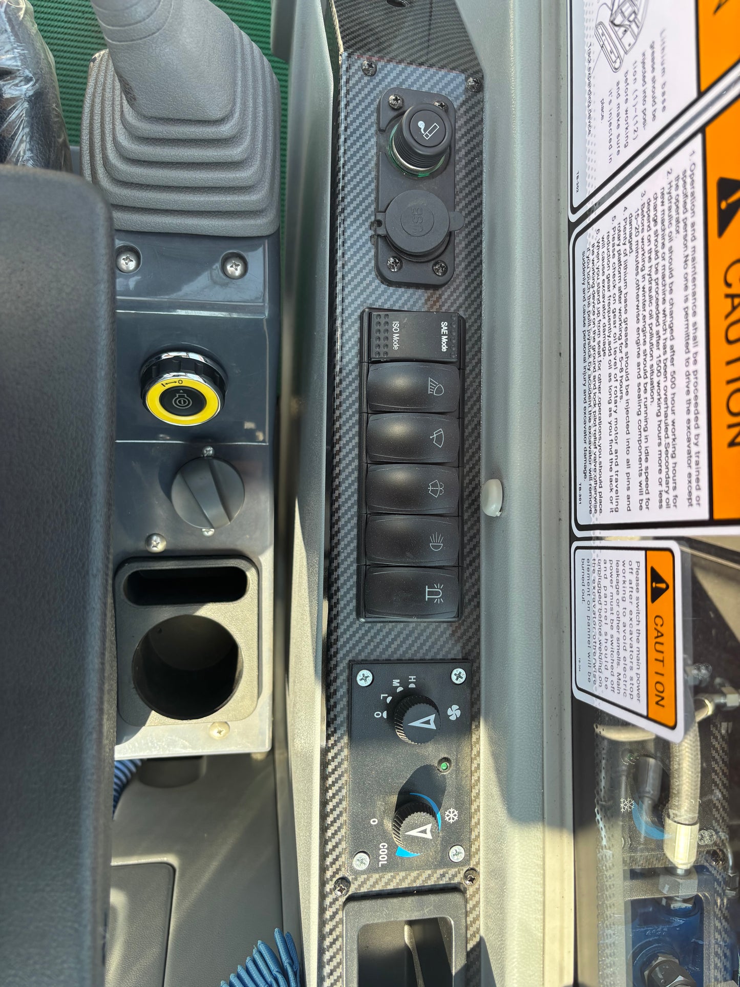 TCE Machinery TME0650 Mini Excavator 13200lbs. Kubota Engine