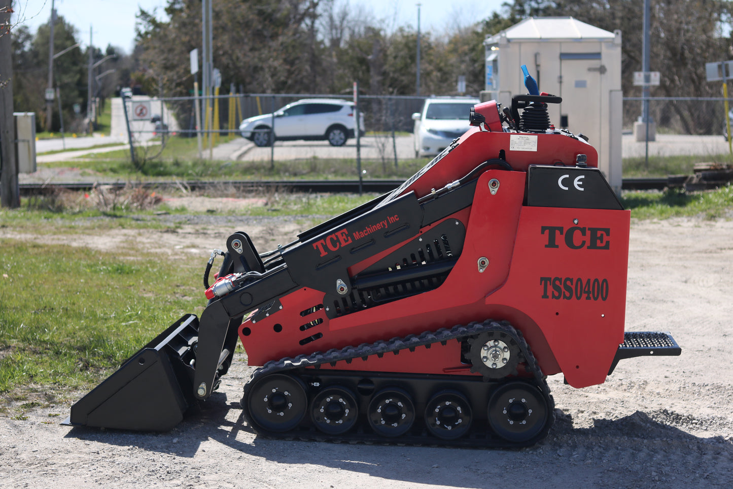 TCE Machinery TSS0400 Skid Steer Loader 3300lbs. Kubota Engine